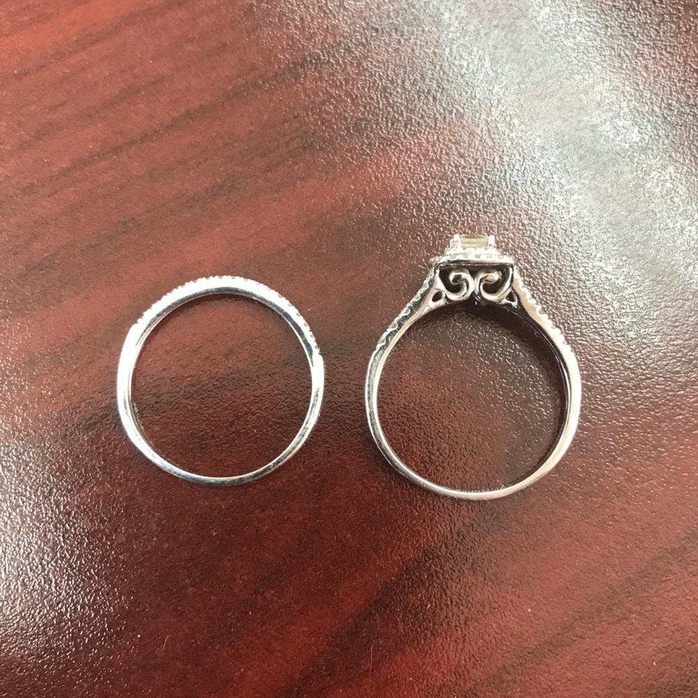 Wedding Ring Set - image 2